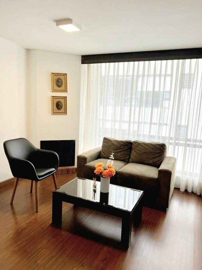 Acogedor Apartasuite Cerca Al Parque De La 93 Bogota Bagian luar foto